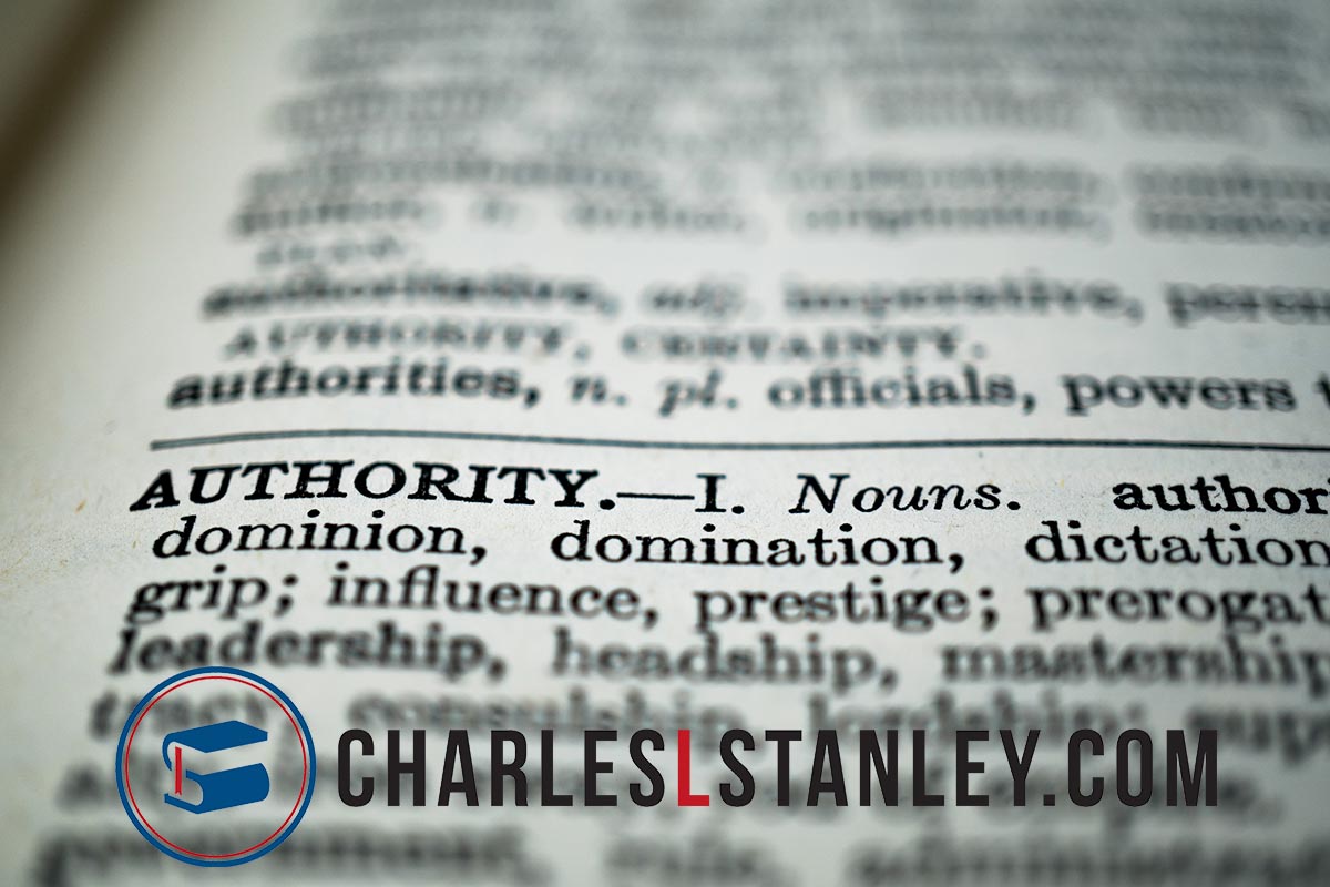 closeup-of-the-word-authority-in-the-dictionary-living-life-successfully